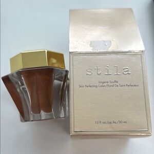 Stila Lingerie Soufflé Skin Perfecting Color